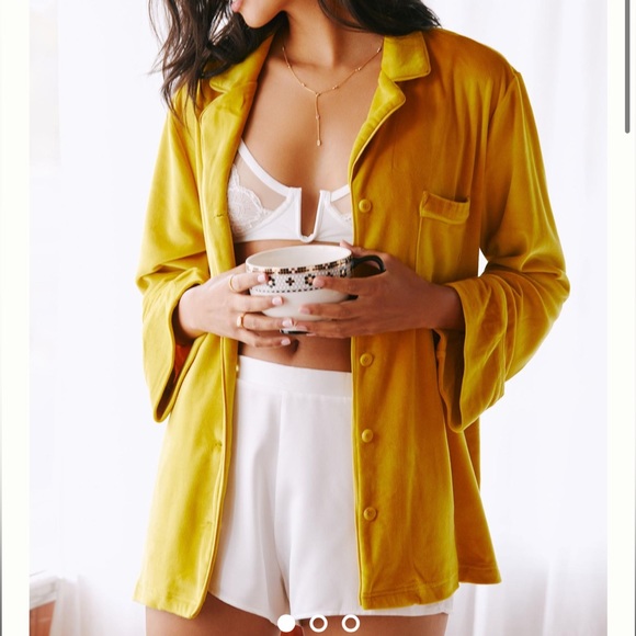 🌟 XL velvet Anthropologie golden velour pajama set